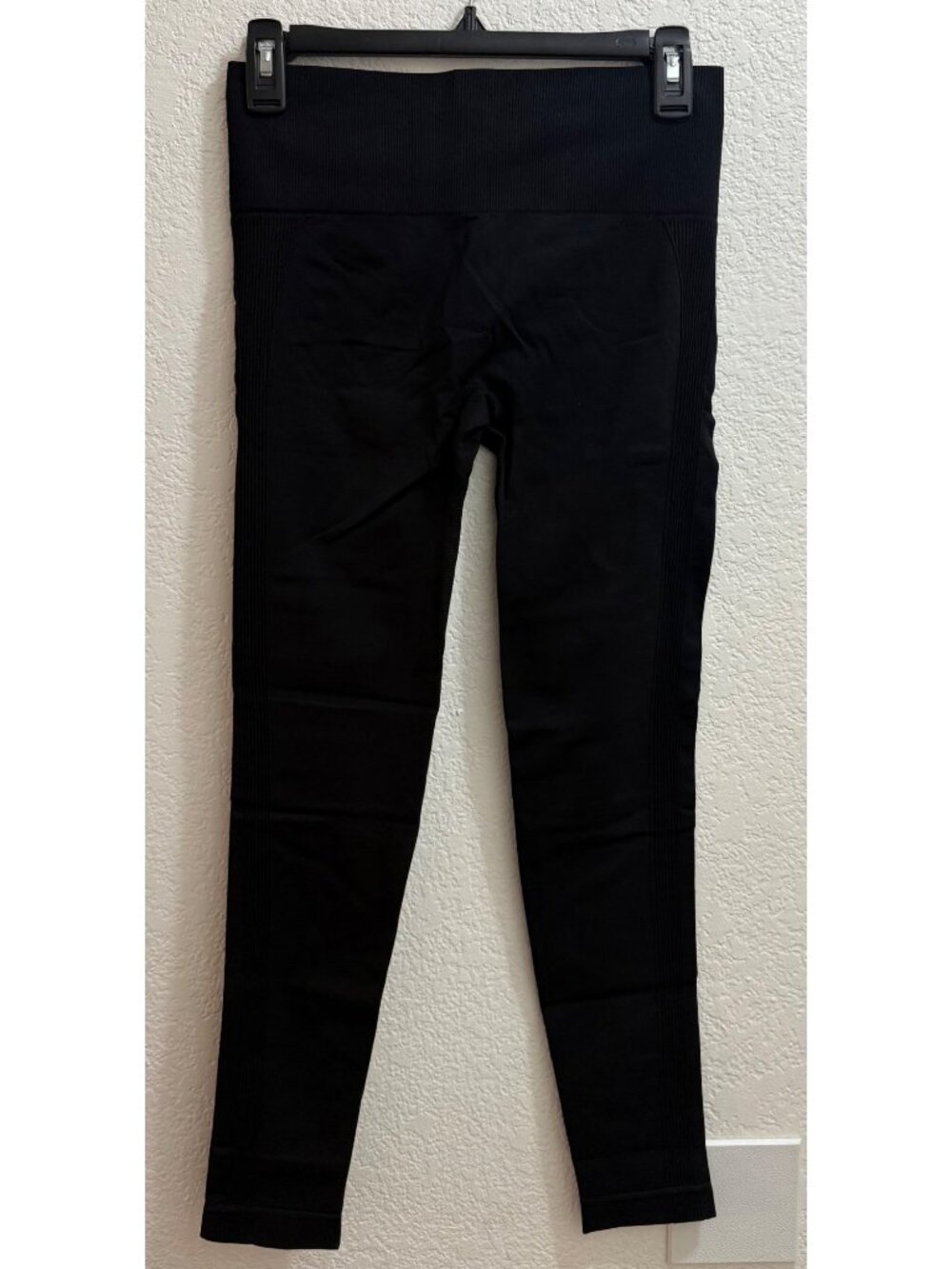 Solid Black Leggings Size Large